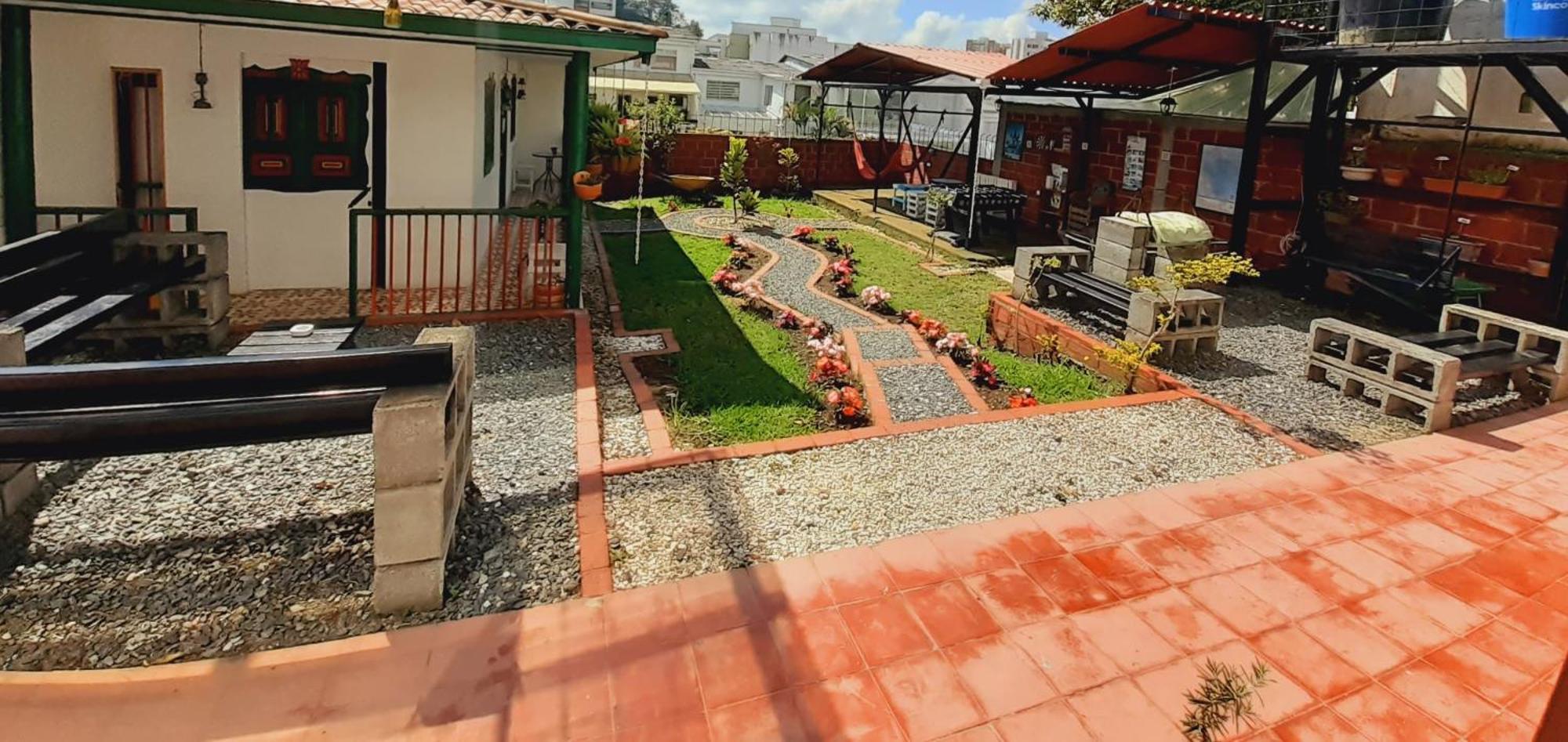 Ayenda Mountain Hostels Манисалес Экстерьер фото